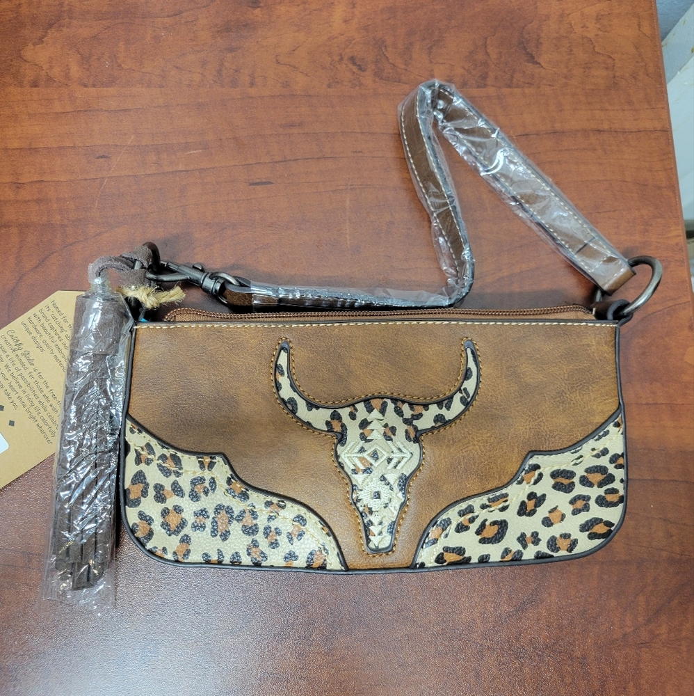 Catchfly Convertible Bag w/Leopard Accents & Steer Head NWT